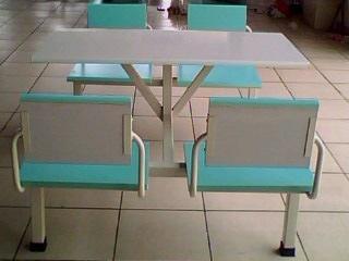 探尋家具質感 長沙超翔防火板貼面餐桌高清鑒賞